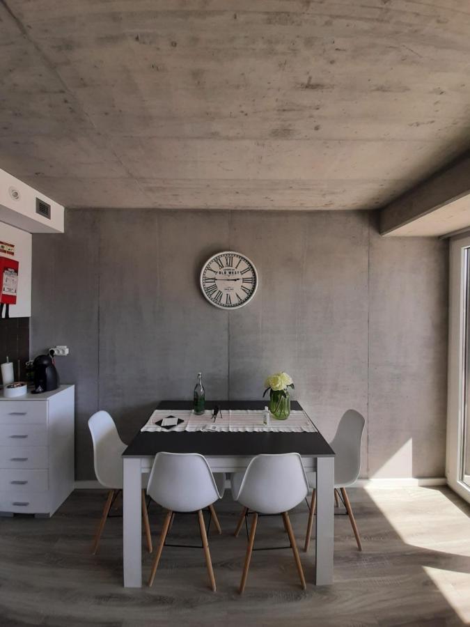 Love' In Aveiro Apartments - Blanc Exterior photo